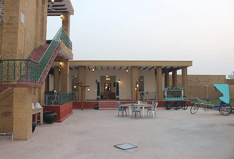 Outdoor Sitting Area