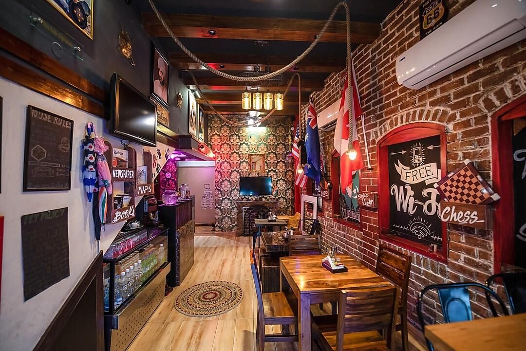 Food & Dining