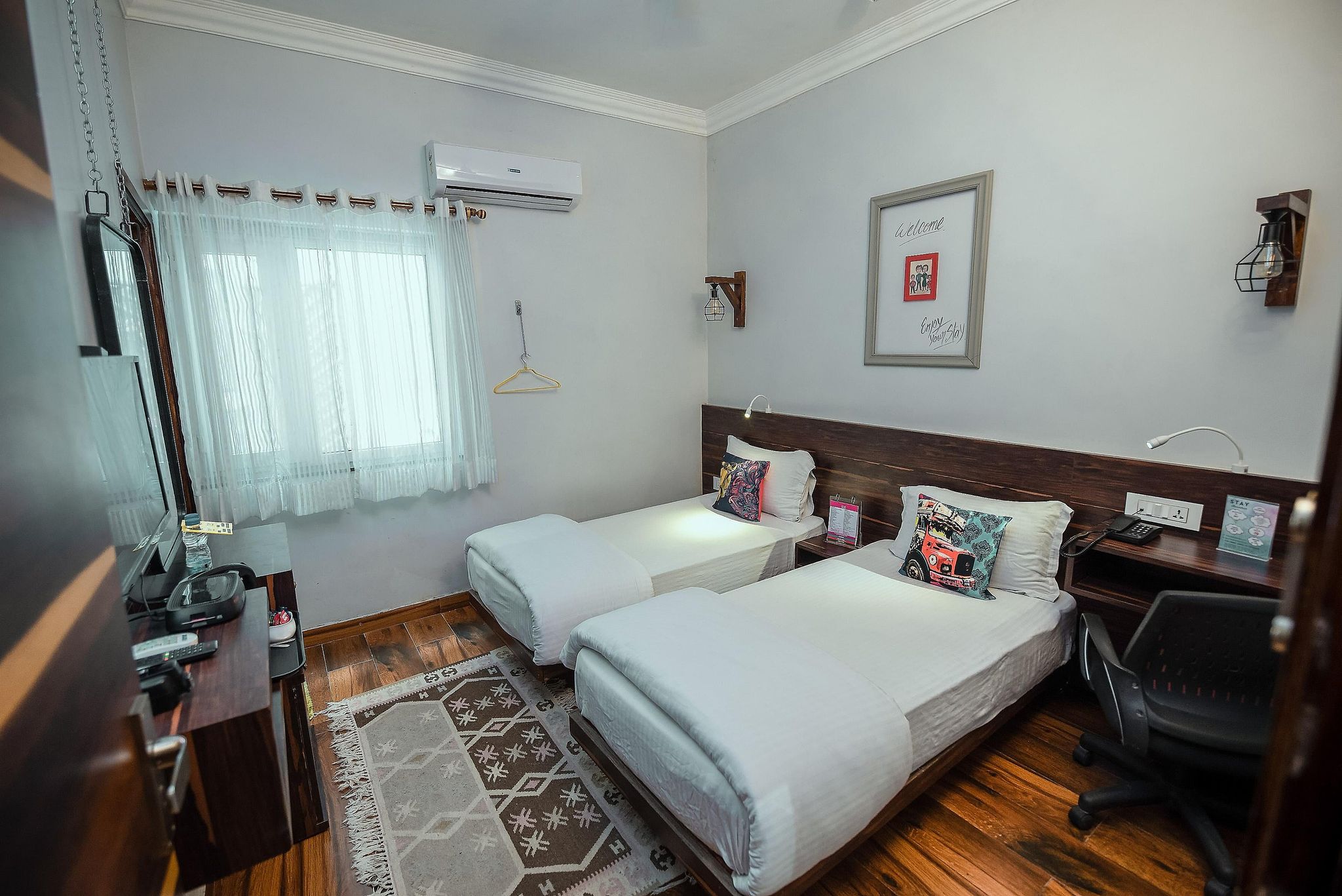 Superior Studio, 1 King Bed, Non Smoking