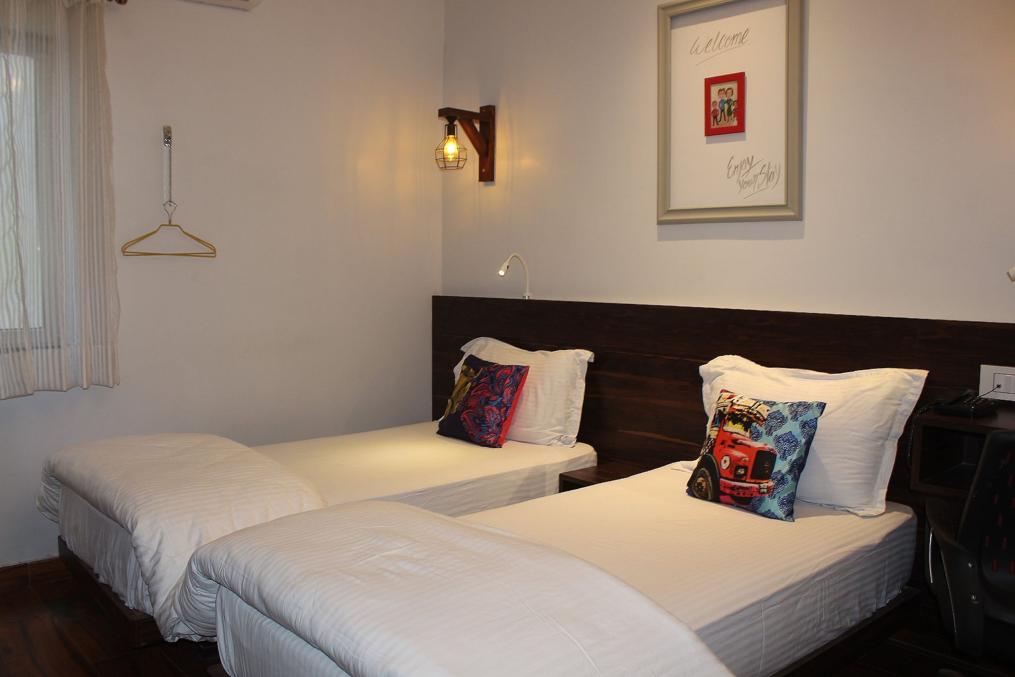 Superior Studio, 1 King Bed, Non Smoking