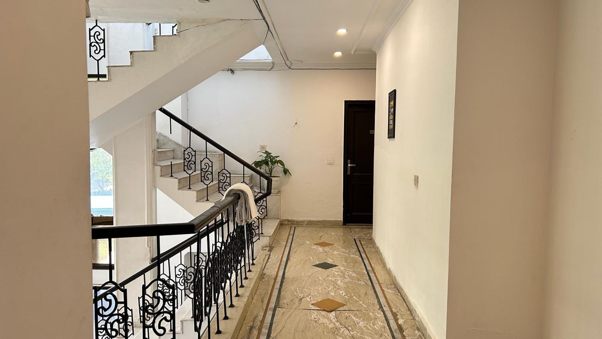 undefined Park Stylish Studio, DLF, Cyber City, Sector 25 10