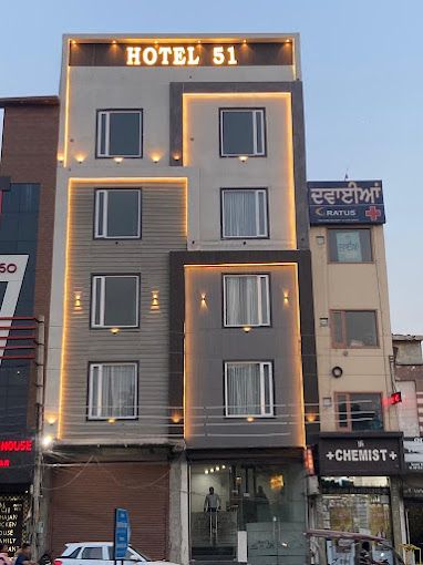 Hotel 51