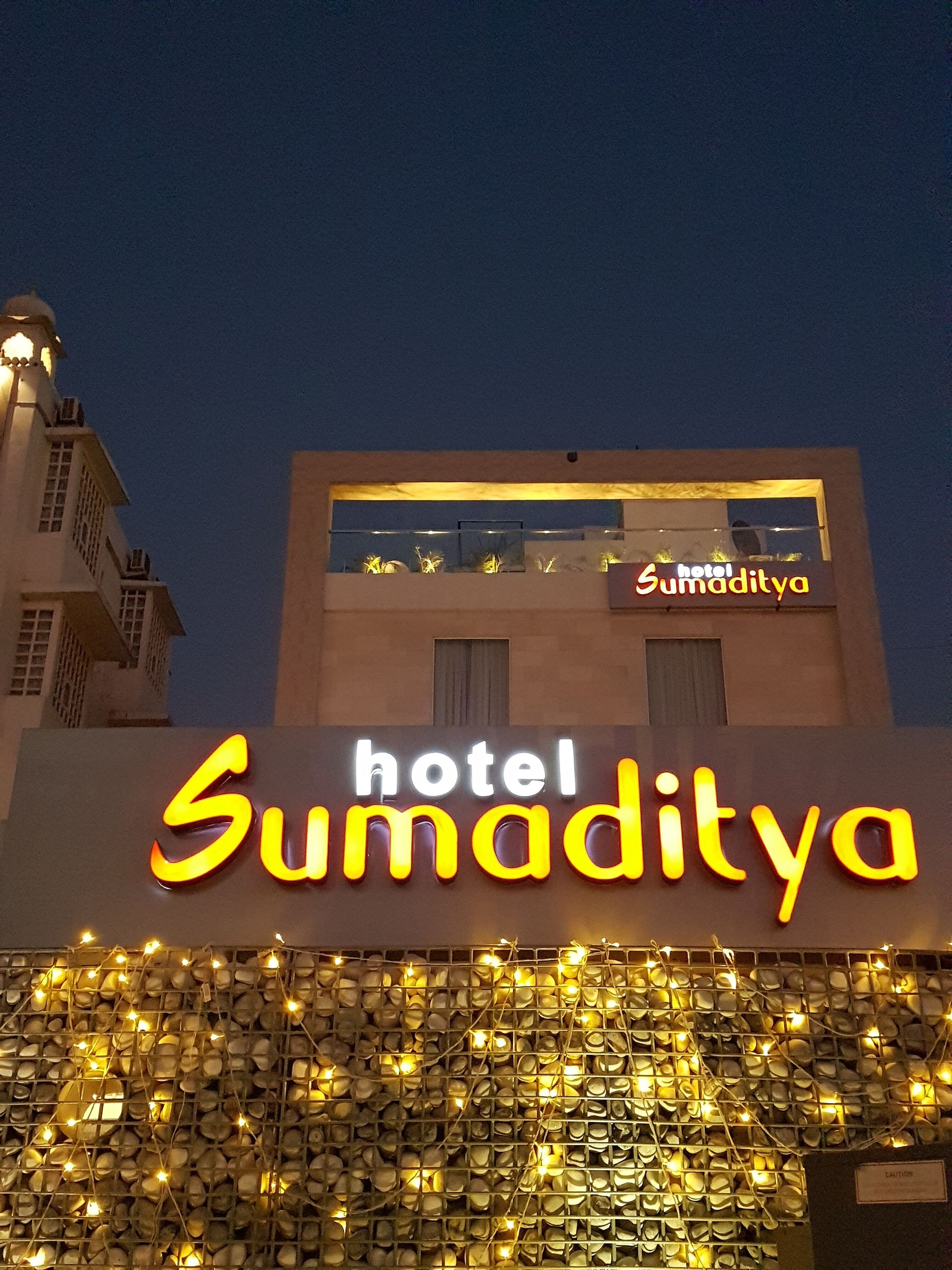 undefined Hotel Sumaditya 9