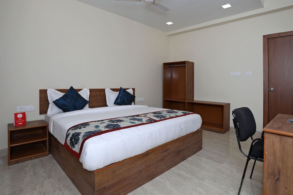 undefined OYO 10176 Hotel Bluebell 6