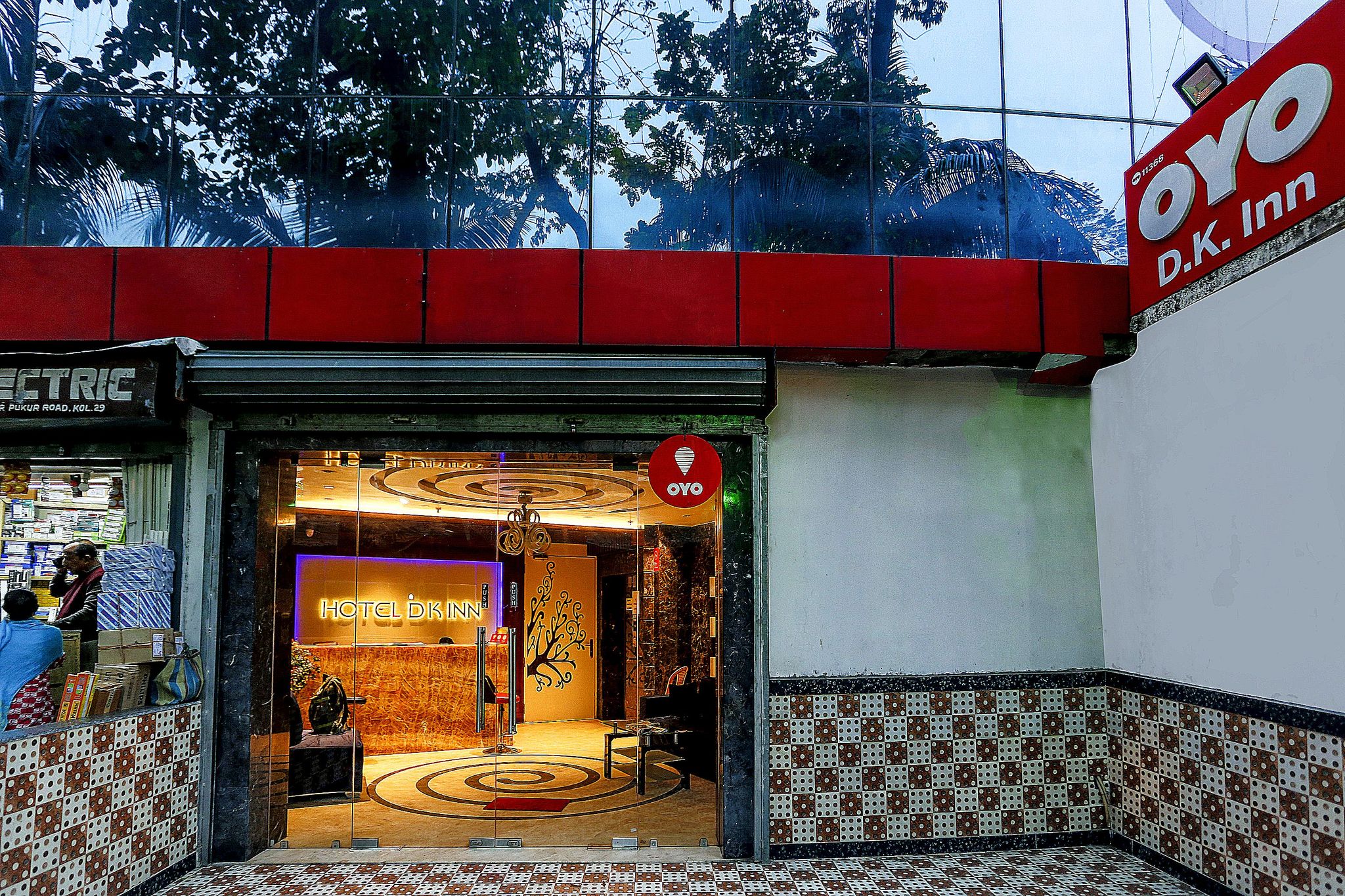 Super Hotel O Dk Inn Near Kalighat Kali Temple