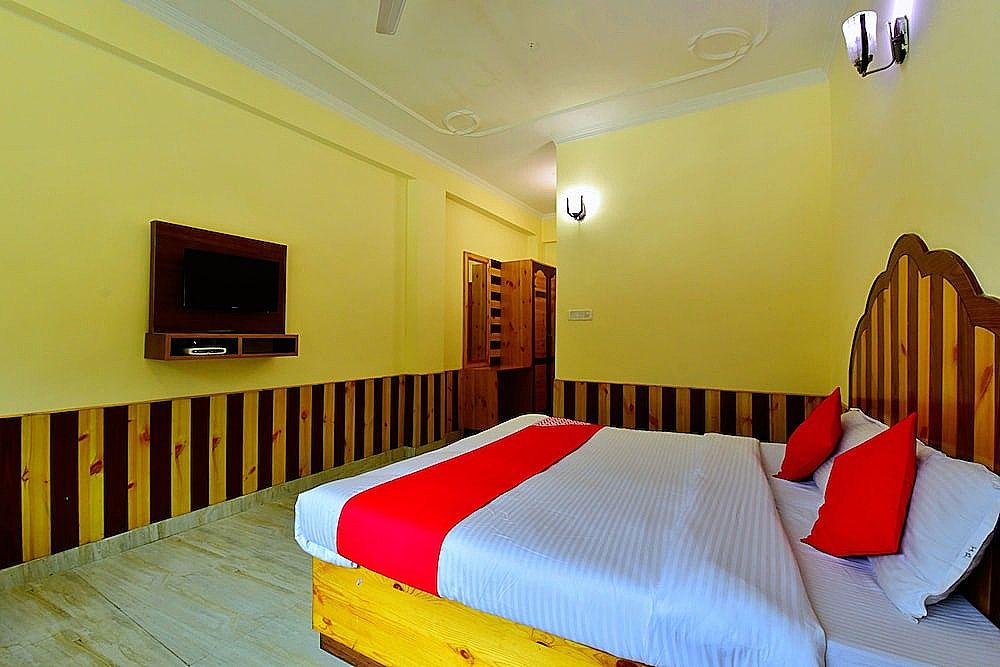 OYO 30367 Rr Villa Double or Twin Room 6