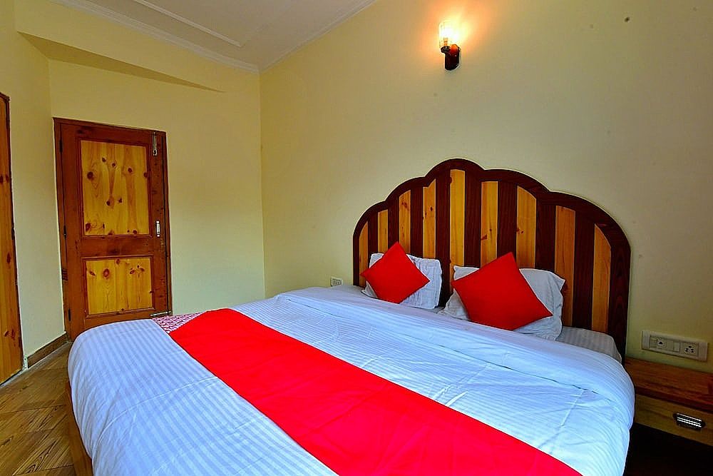 OYO 30367 Rr Villa Double or Twin Room 24