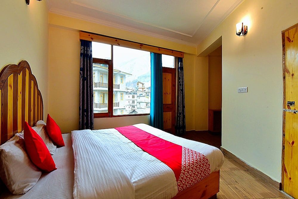 OYO 30367 Rr Villa Double or Twin Room 12