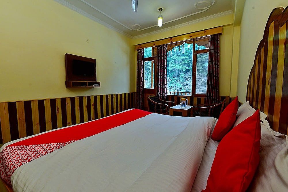 OYO 30367 Rr Villa Double or Twin Room 15