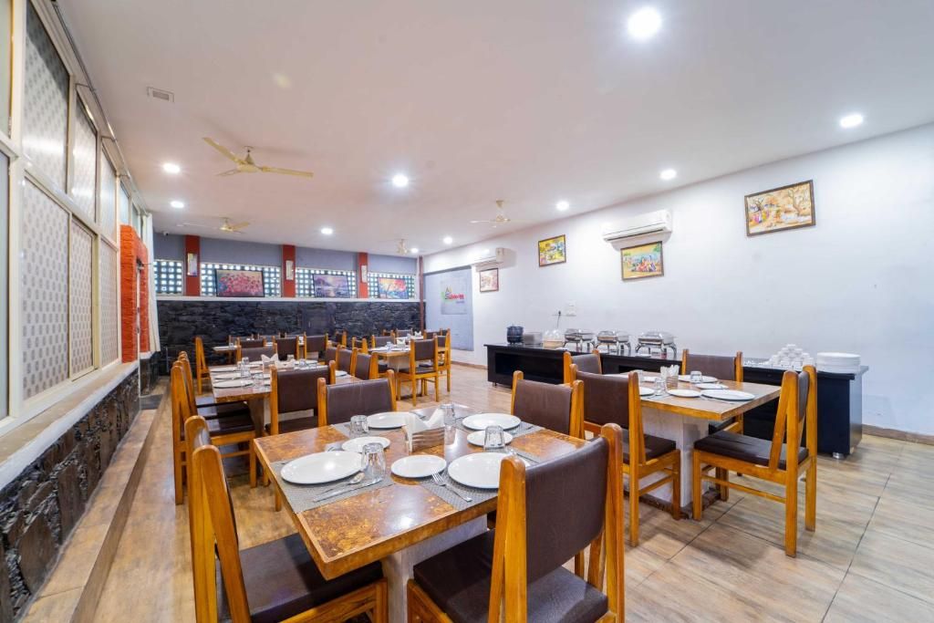 undefined Hotel Vedic Vista Udaipur ( 4 KM From Lake Pichola)  3