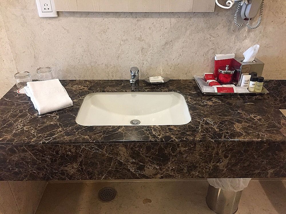 The Gateway Hotel Beach Road, Visakhapatnam Standard Room Twin Bed 5