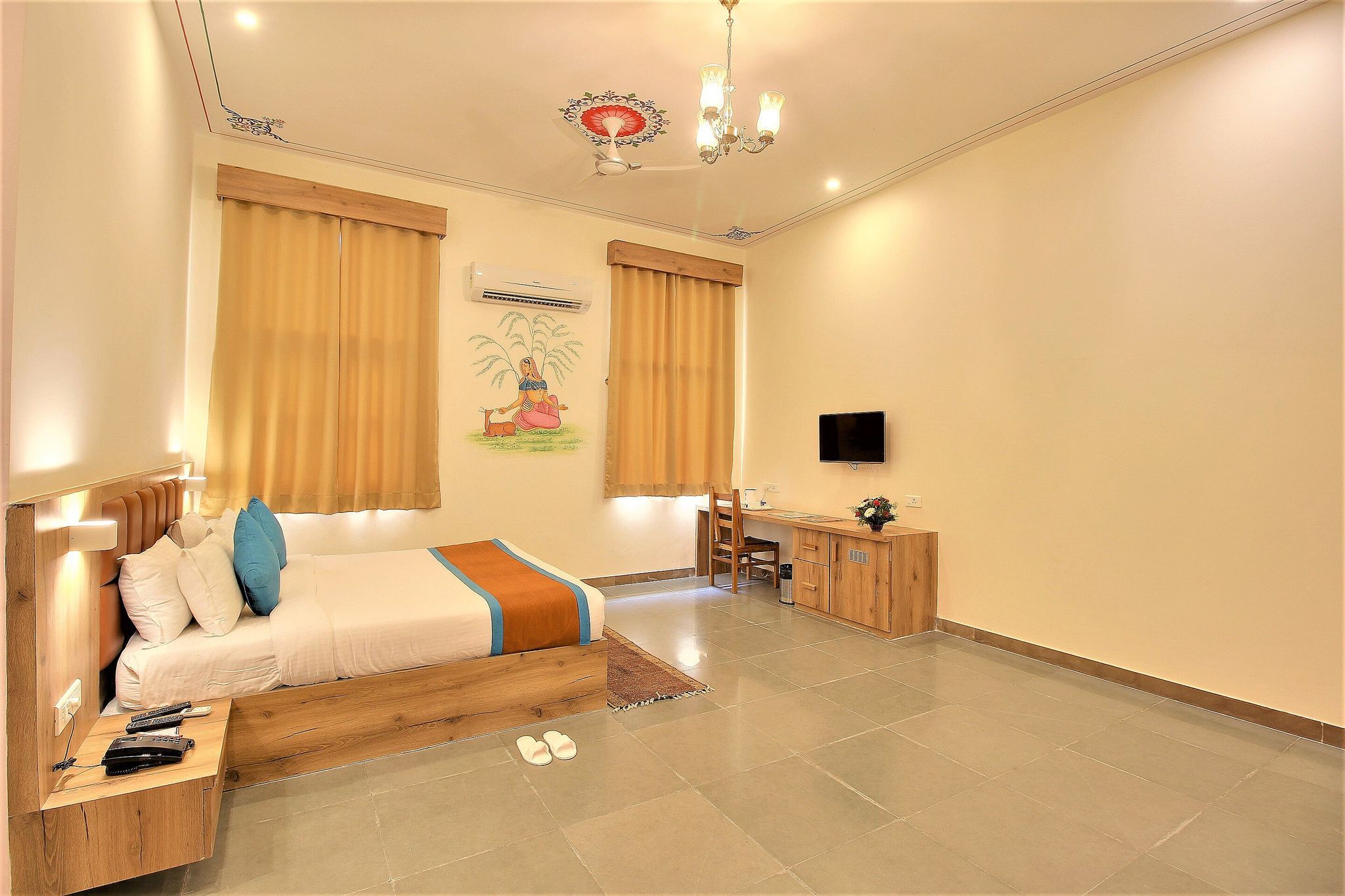 Elegance Room