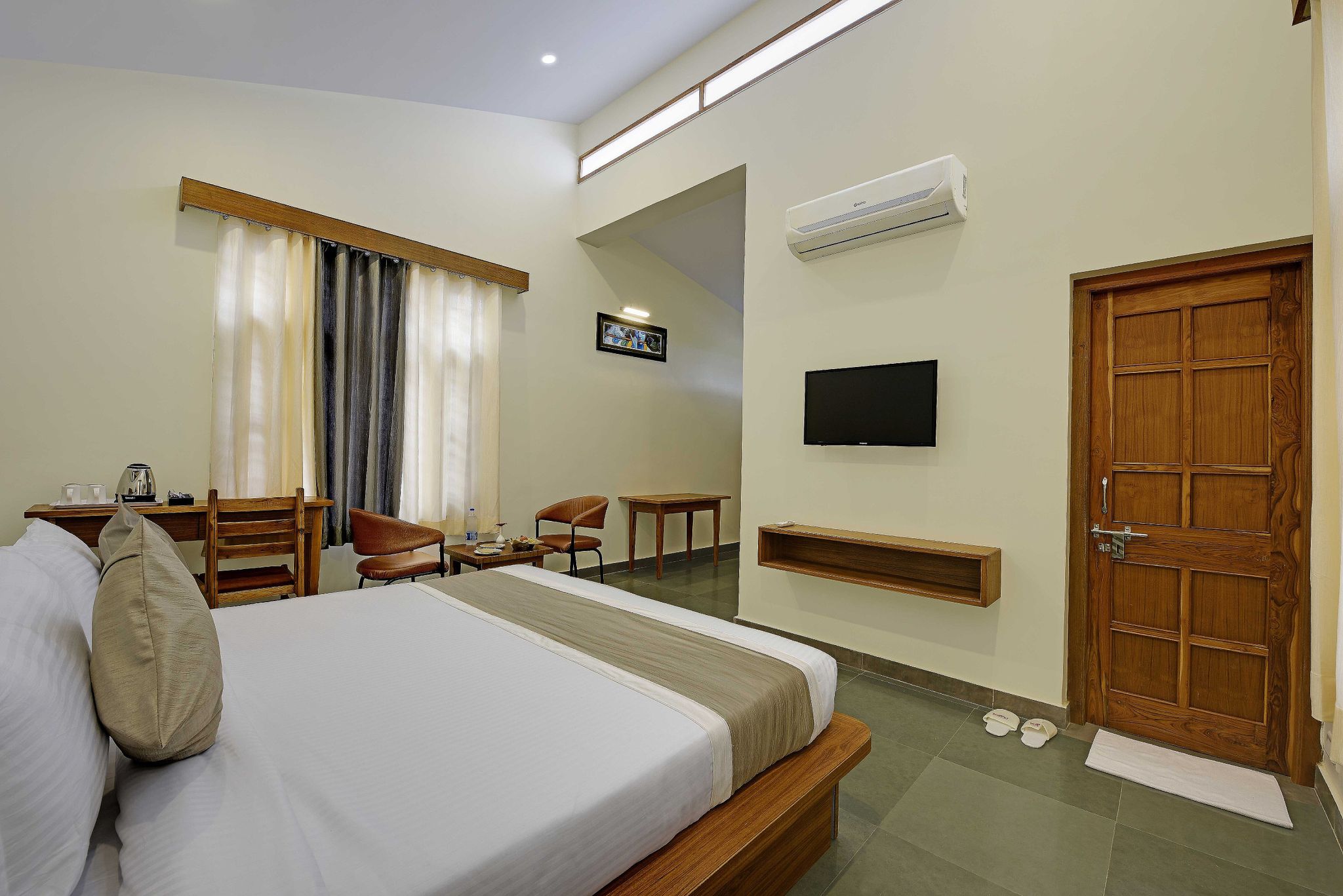 Palm Valley Dritan Resort Comfort Room