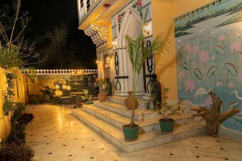 Hotel Exterior
