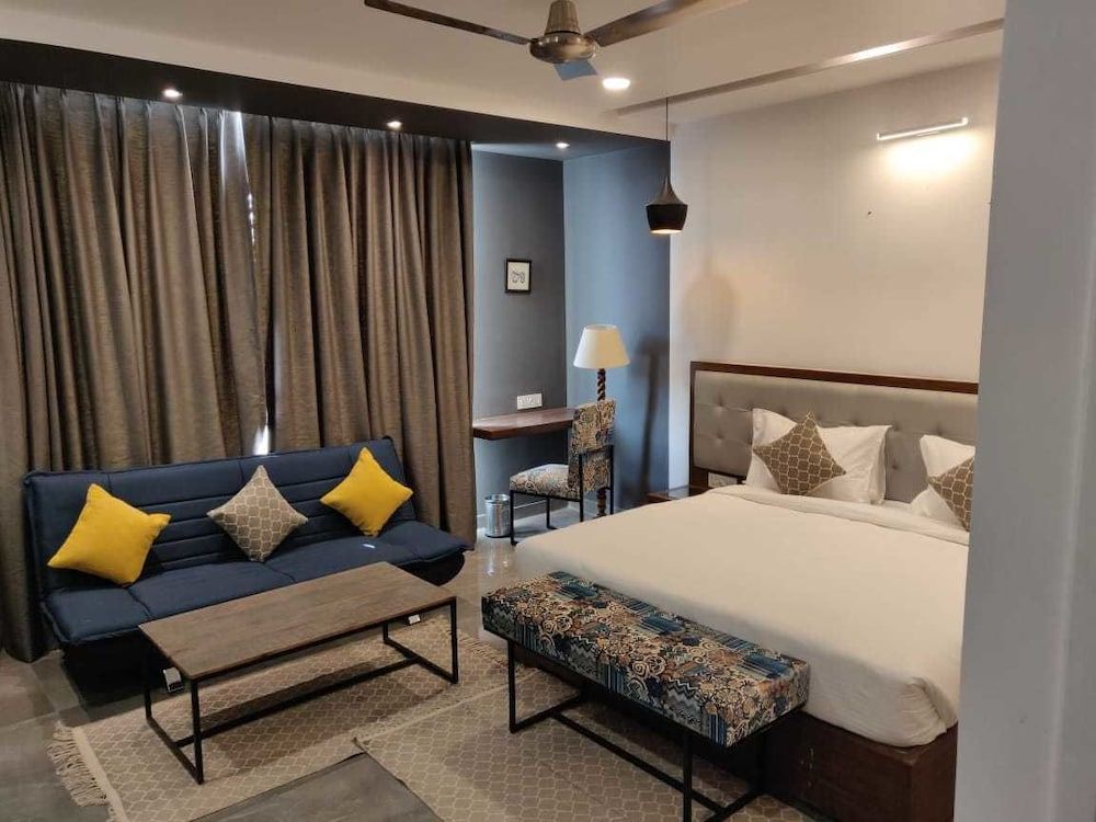 Jaipur Bagh by Saagasa Hotels Super Deluxe Room 11
