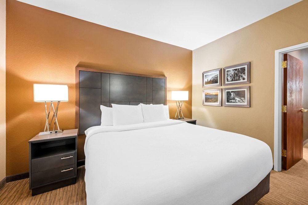 Deluxe Suite, 1 Bedroom, Non Smoking (Family)