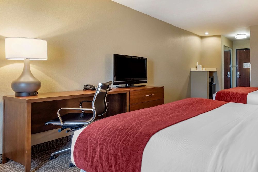 Room, 2 Queen Beds, Accessible, Non Smoking
