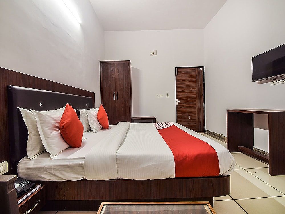 undefined OYO 23381 Hotel Sagar Ratna 10