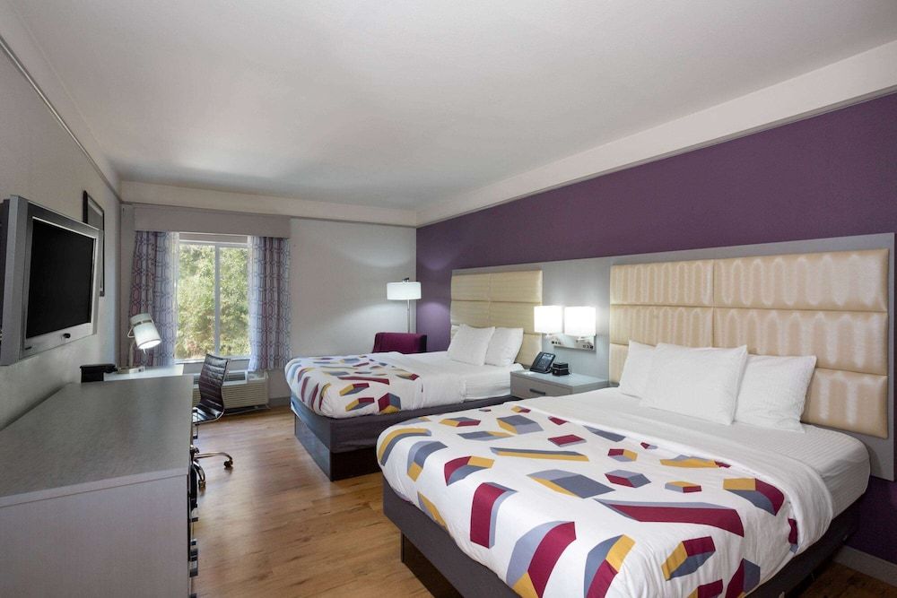 Room, 2 Queen Beds