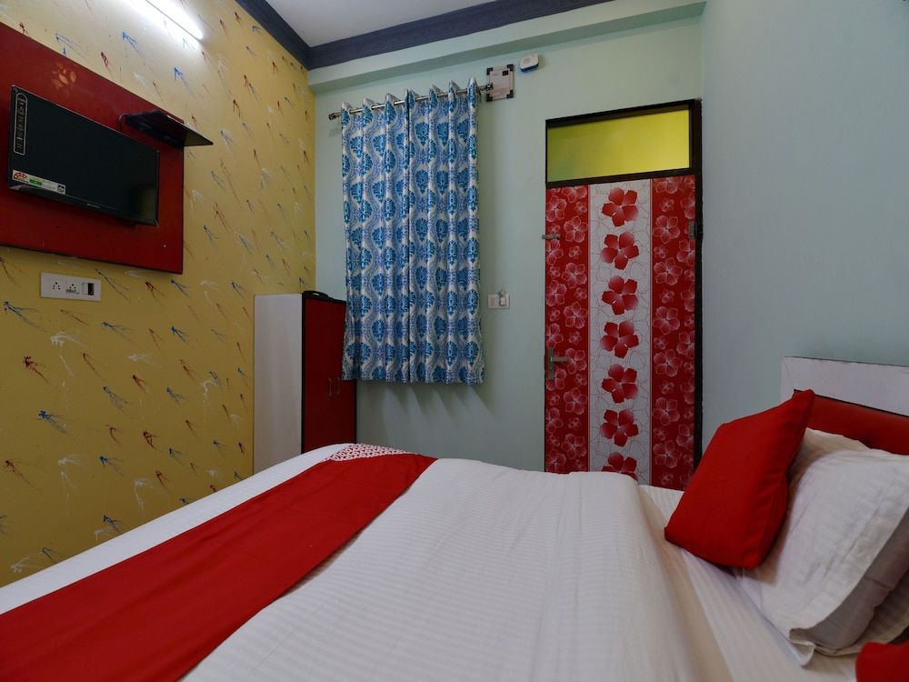 OYO 12505 Hotel MJ Double or Twin Room 7