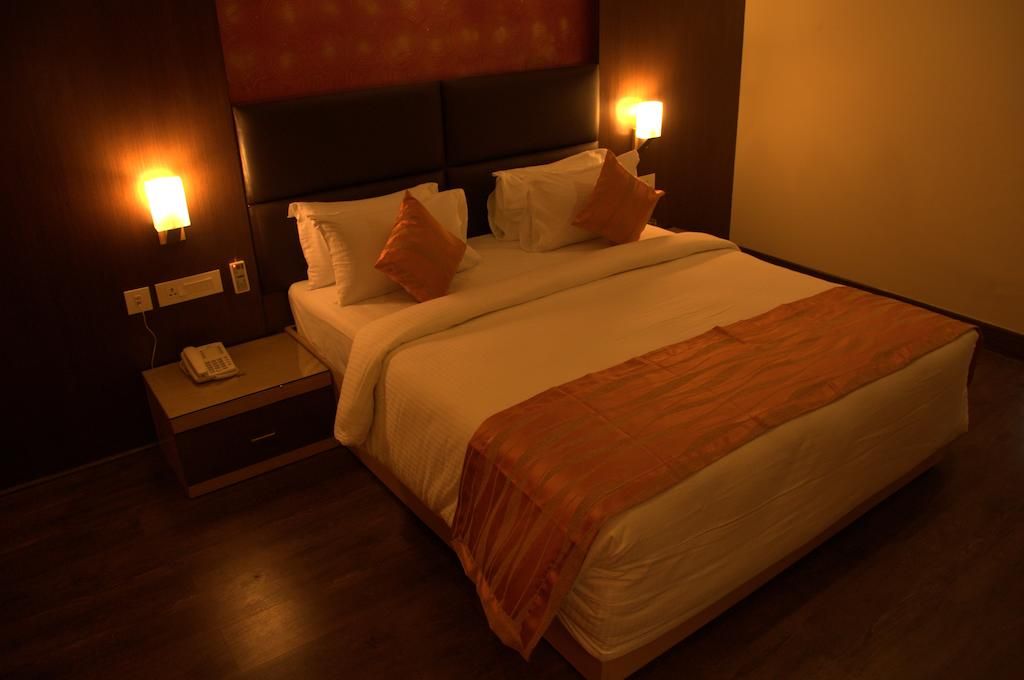 Renest Tirupati Sparrow Room - Queen Bed 3
