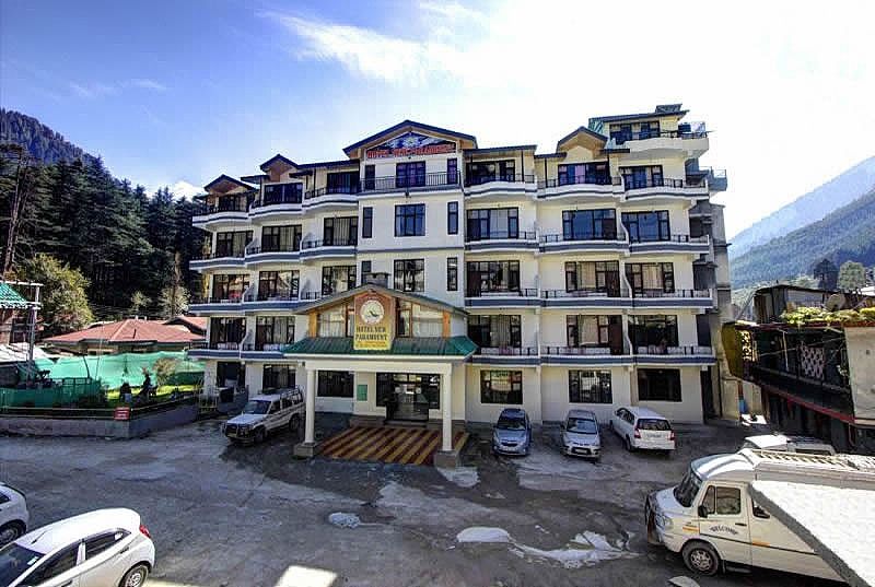 OYO 45690 The Paramount Inn