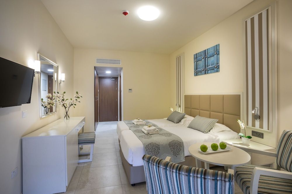 Superior Room, Courtyard View