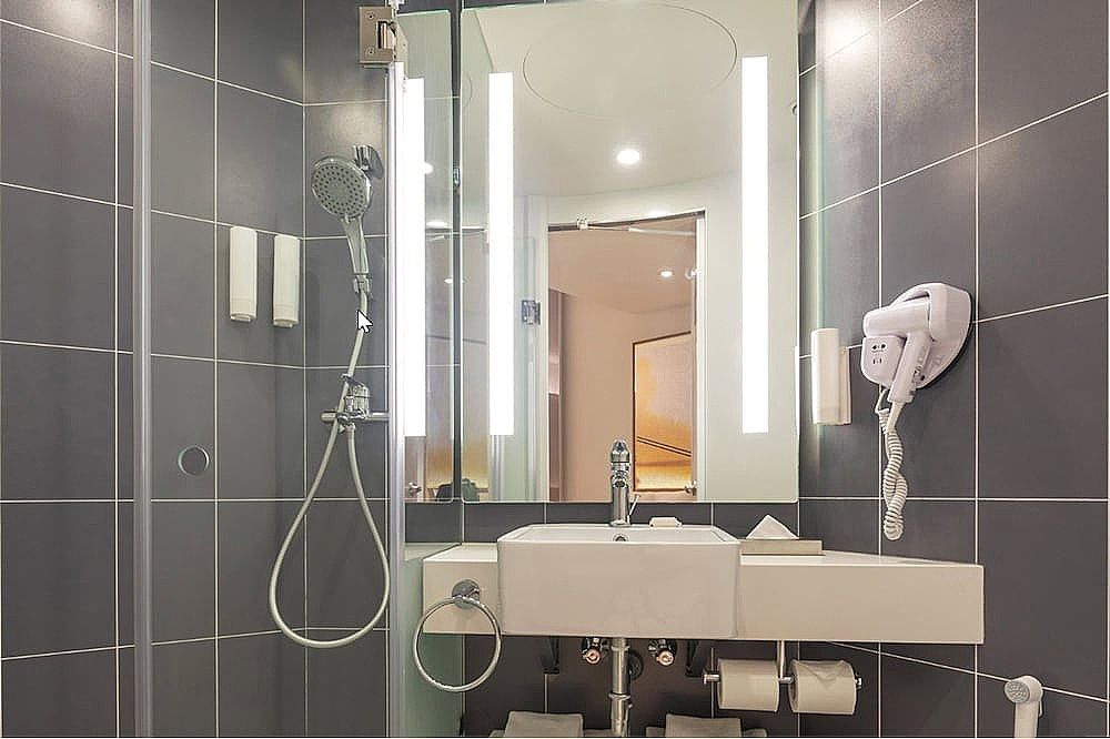 ibis Kolkata Rajarhat Hotel Standard Room, 1 Queen Bed 5