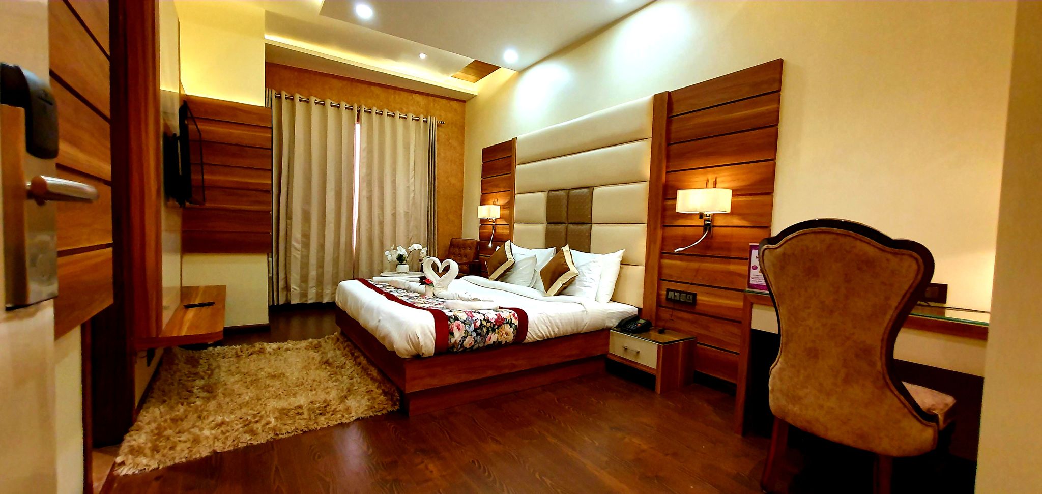 undefined Hotel Makhan Residency 4