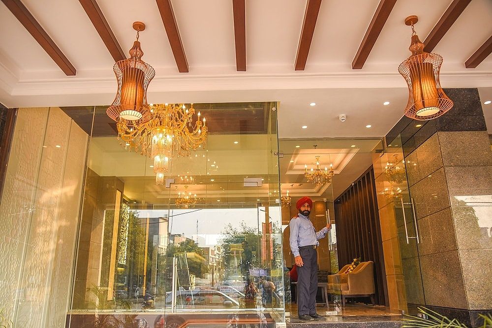 undefined Bharawan Clarks Inn Express 2