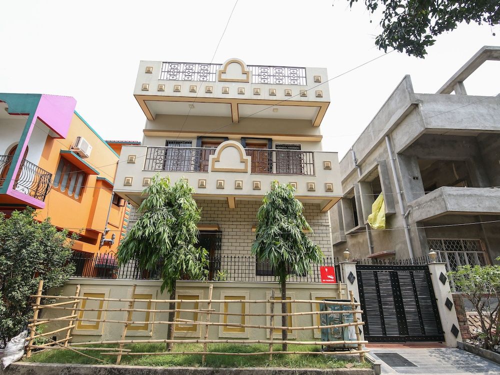 undefined OYO 1760 Salt Lake Sector 1 2