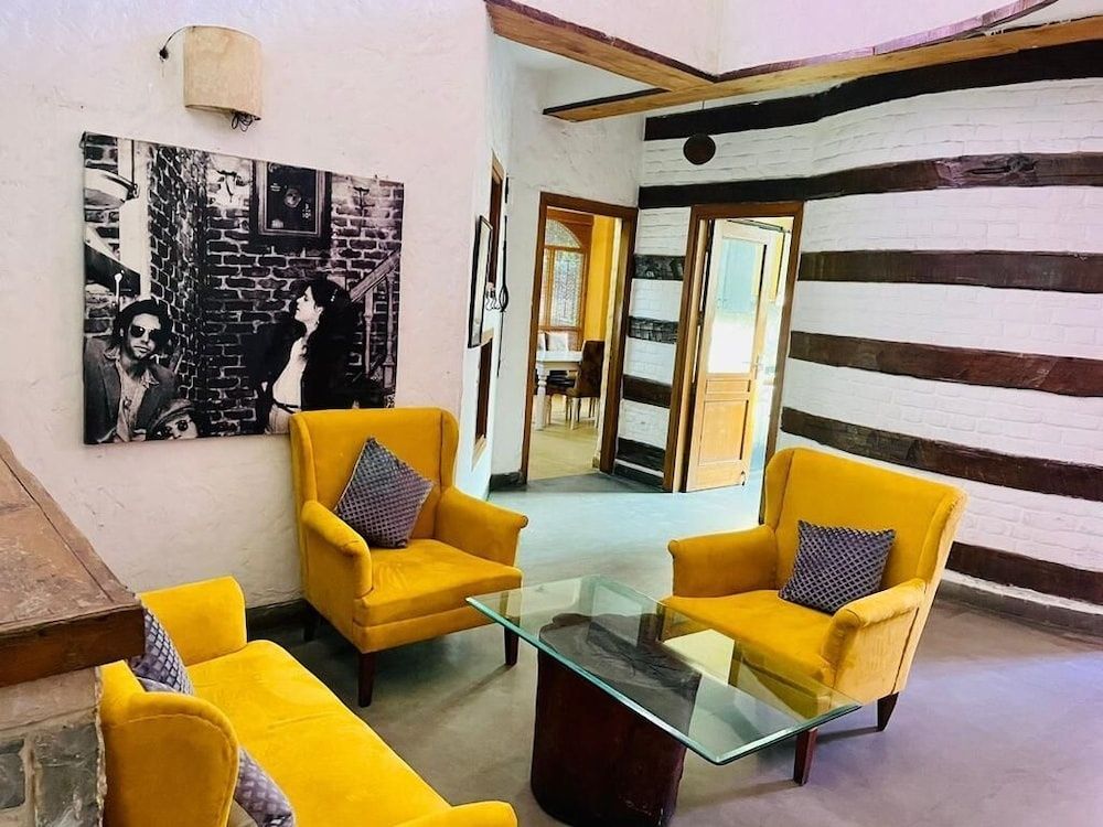 undefined Vintage Villa