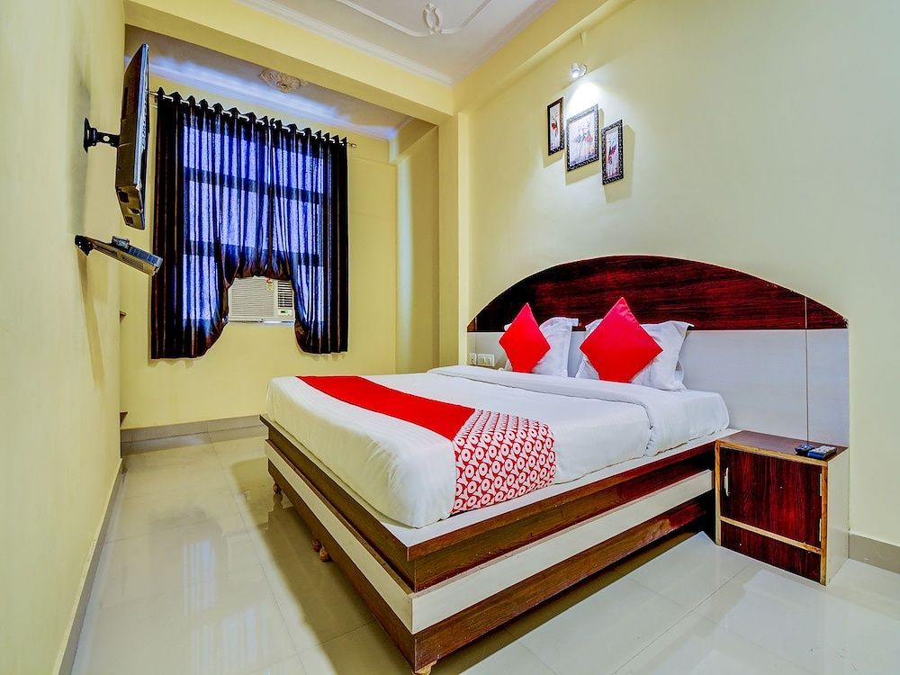 undefined OYO 22942 Hotel Opal 9