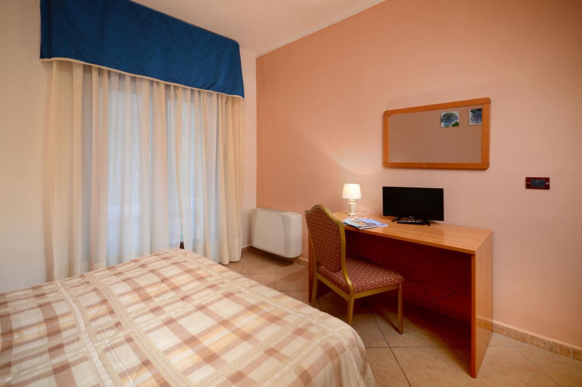 Triple Room with Balcony