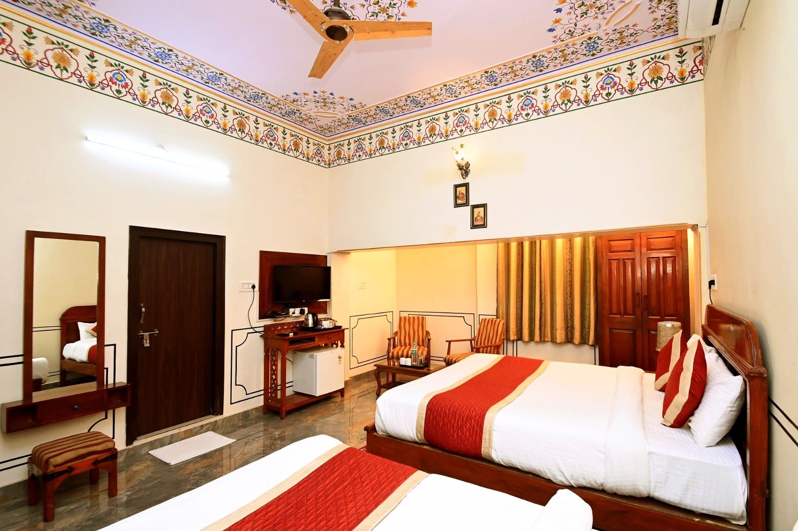 Virasat Mahal Heritage Hotel Superior Triple Sharing Room  2