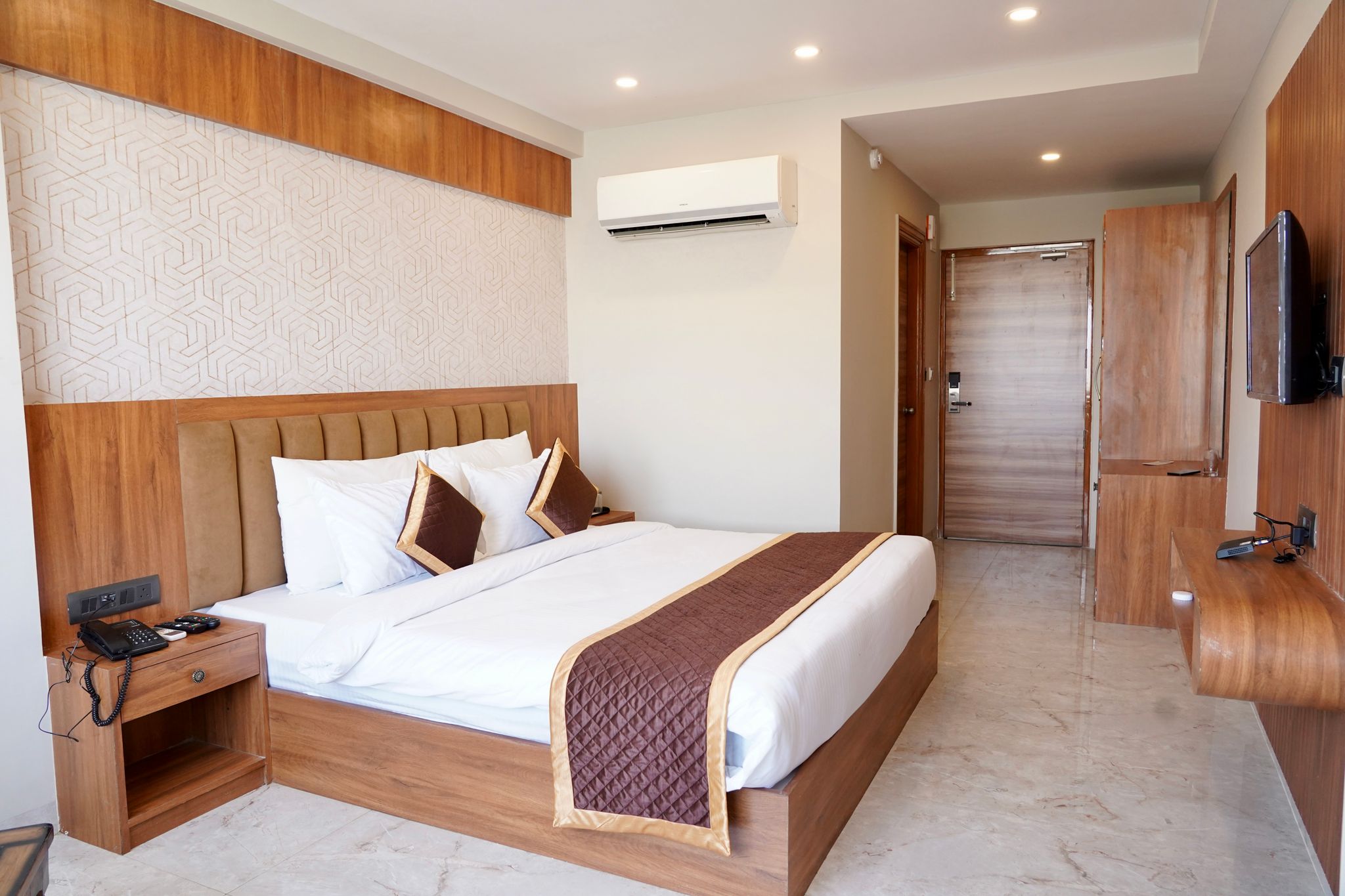 Super Deluxe Room