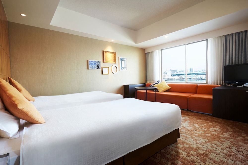 HOTEL UNIVERSAL PORT Superior Twin Room, 2 Twin Beds