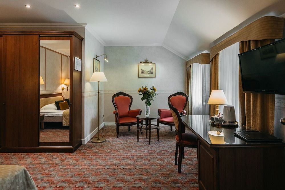 Rinno hotel Superior Quadruple Room 16