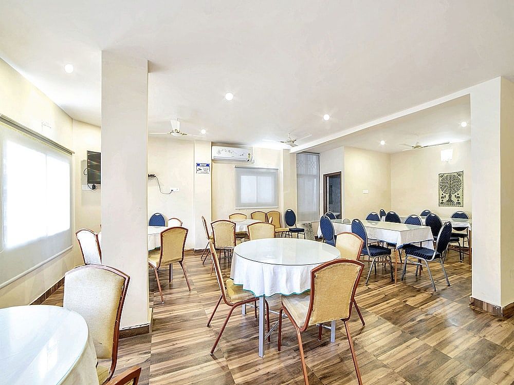 undefined OYO 674 Apartment Hotel Manar Luxury Suites 4