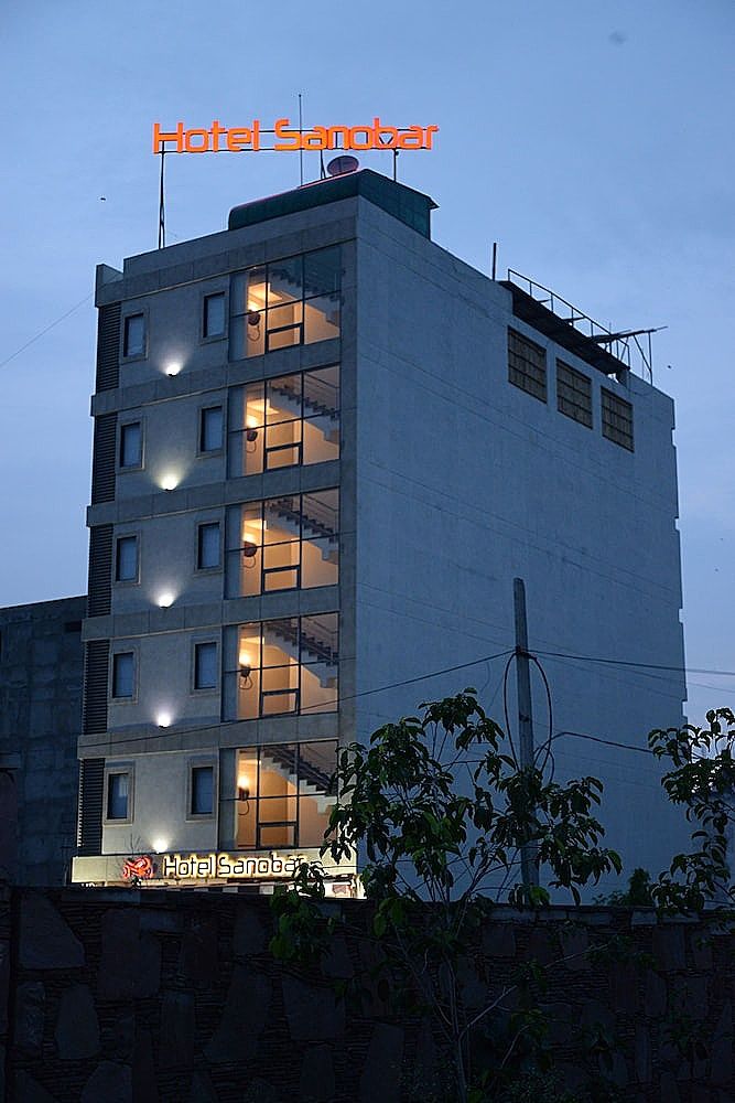 Hotel Sanobar