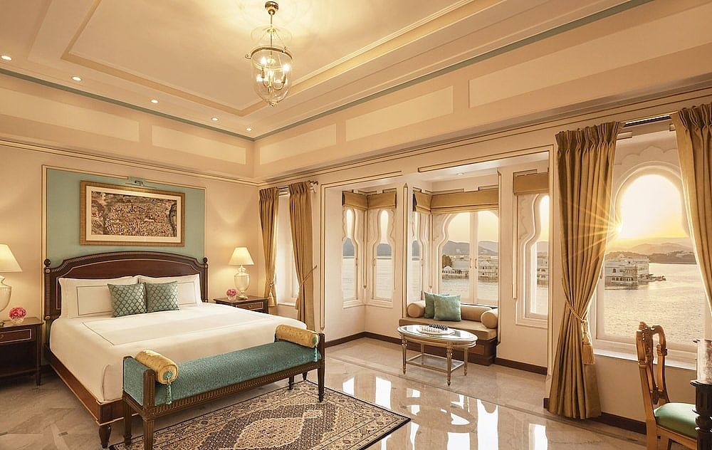 Royal Suite Lake View