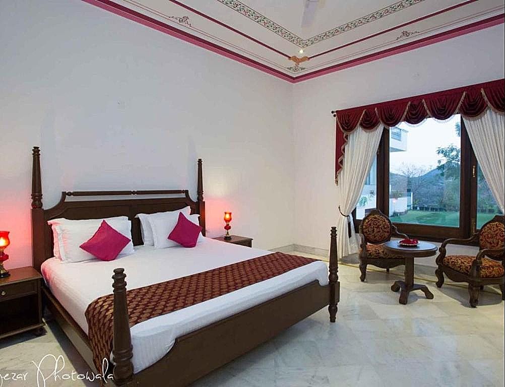 Devraj Villas Mountain View Room with Private Sit Out 3