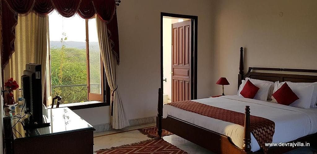 Devraj Villas Mountain View Room with Private Sit Out 6