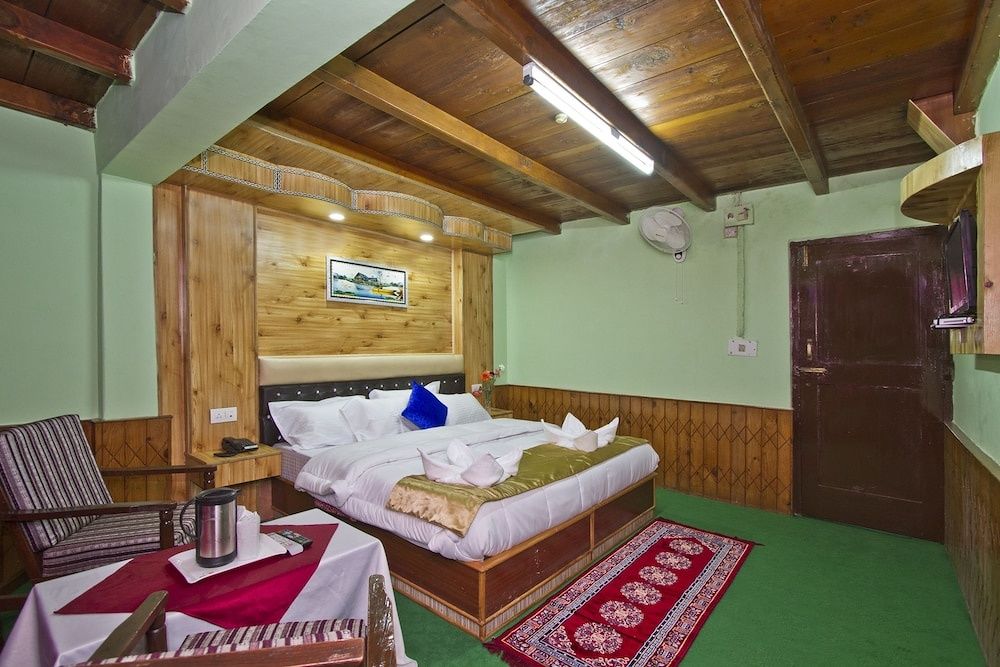 Hotel Vikrant