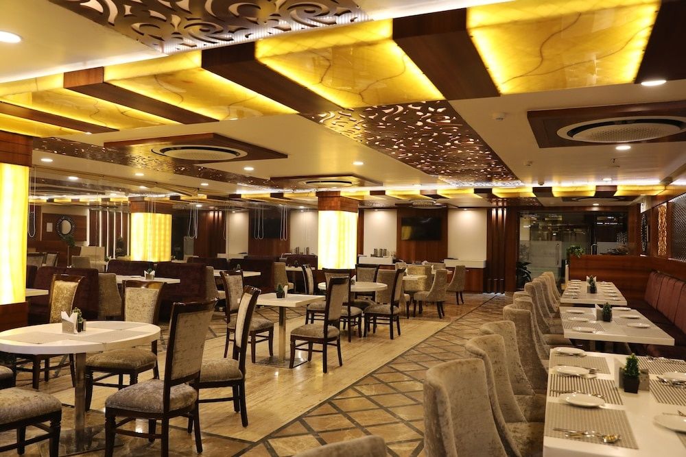 Hotel Vikrant