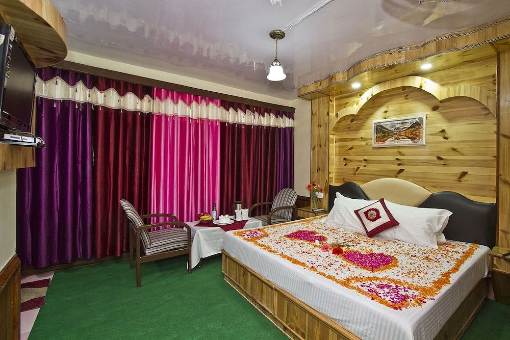 Hotel Vikrant