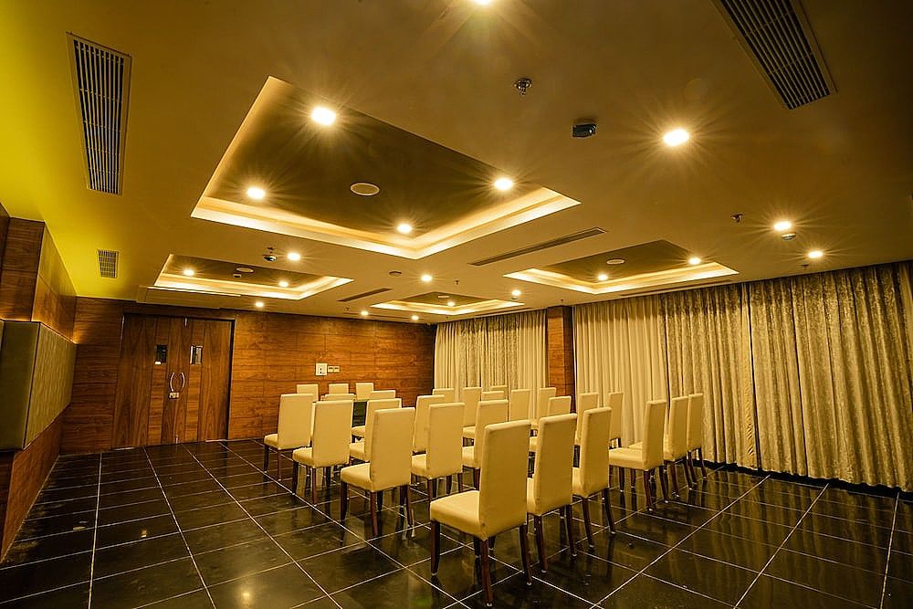 undefined The Ramvilas - A Rooftop Lake View Hotel in Udaipur 7