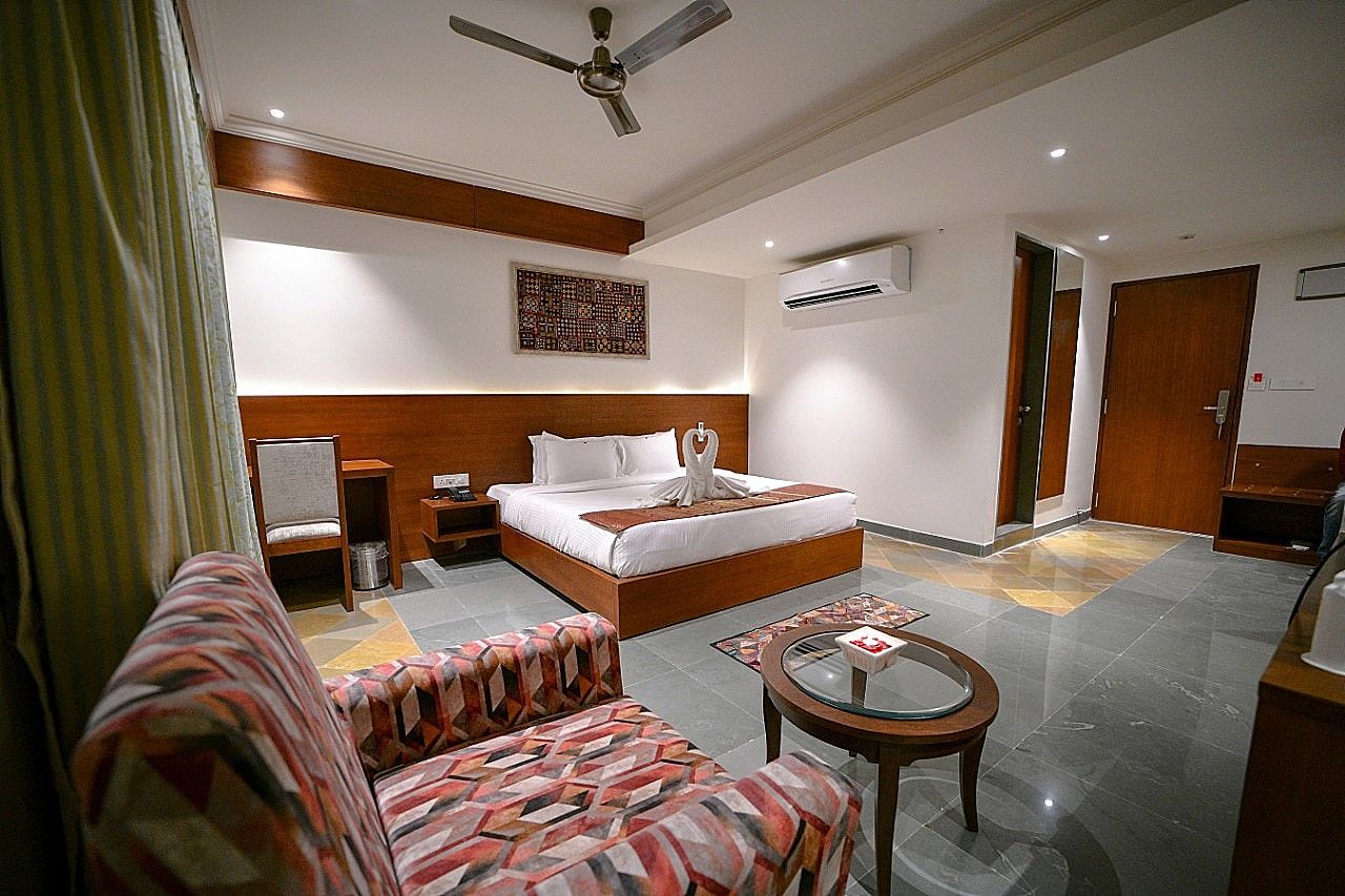 undefined The Ramvilas - A Rooftop Lake View Hotel in Udaipur 9