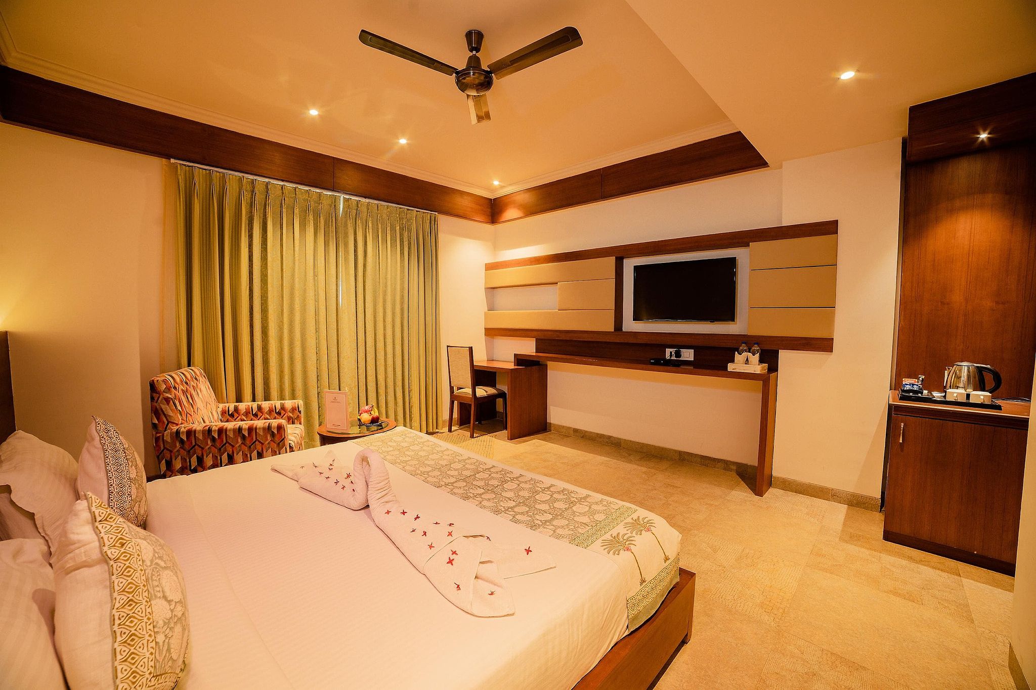 The Ramvilas - A Rooftop Lake View Hotel in Udaipur Deluxe Room 2