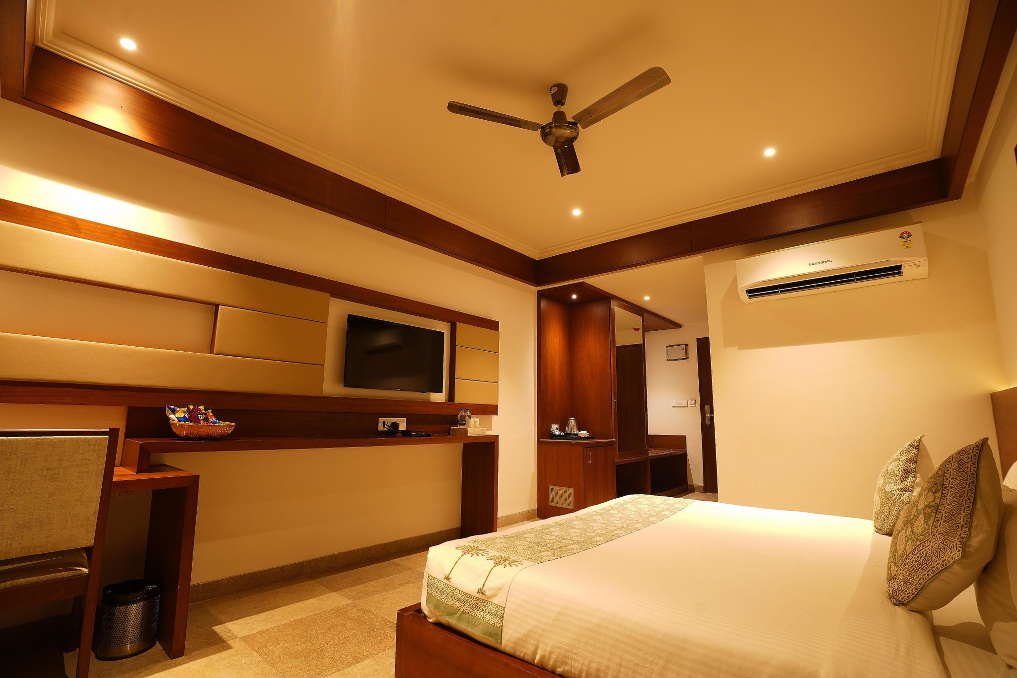 Premium Suite